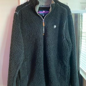 Souther Shirt black pullover